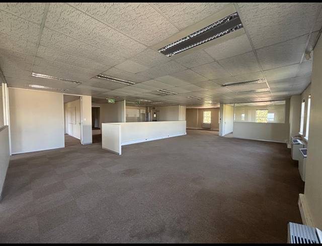 395M² OFFICE TO LET IN TYGER VALLEY